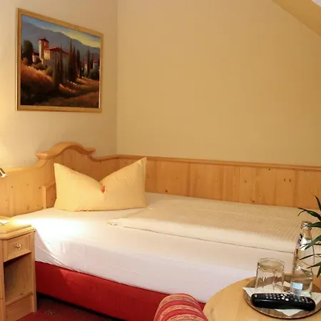 Kurpark Flair Im Ilsetal فندق السنبرغ